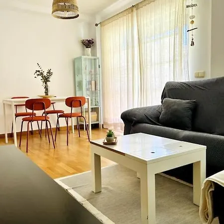 Casa Guillermo - Next To The Apartment Malaga